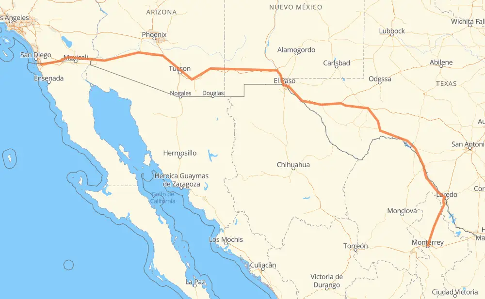¿Cuántas horas es de Monterrey a Tijuana en carro